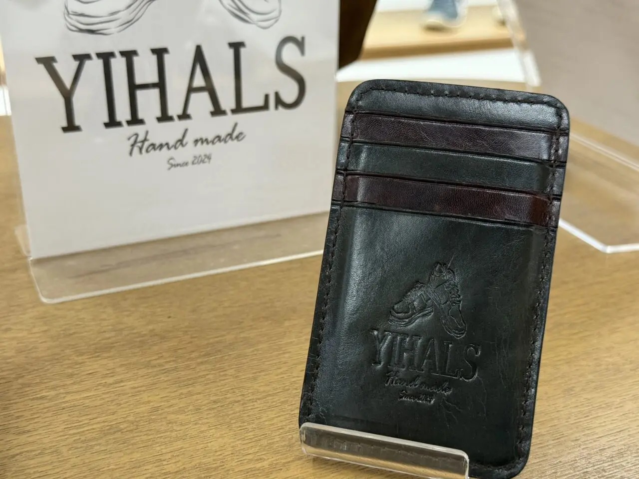 革小物専門店「YIHALS（イハルス）」