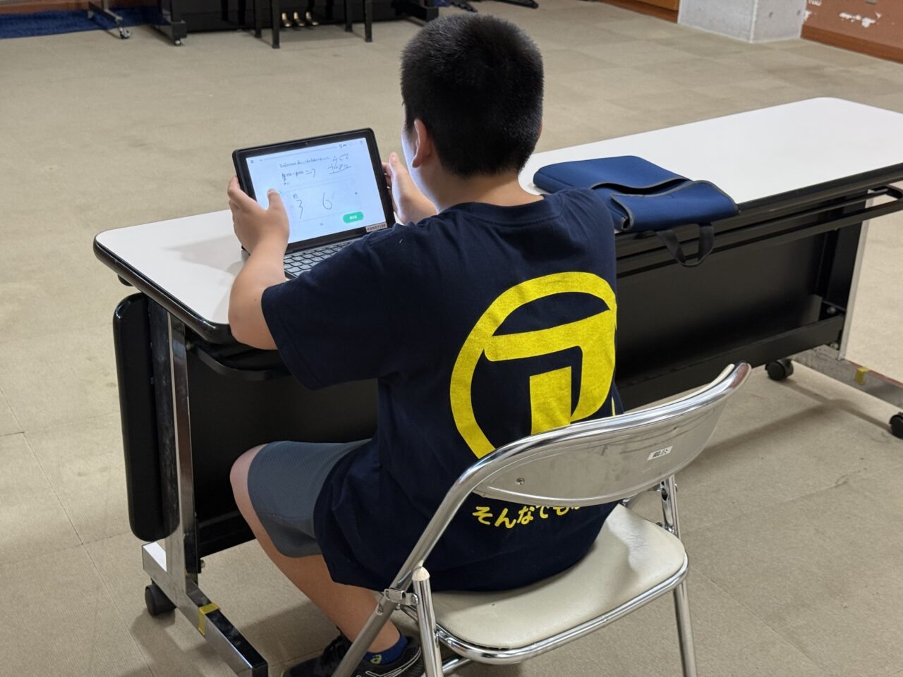 鶴巻公民館で学習室開放